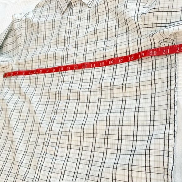 Haggar Men’s Luxury Microfibre Button Up Short Sleeve BUNDLE OF 2 - Picture 11 of 12